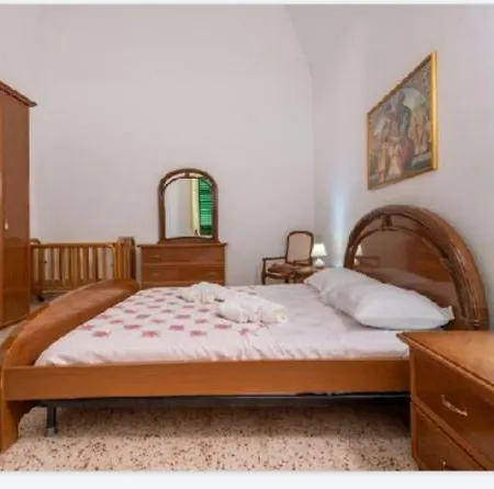 Dimora Zi Santina *